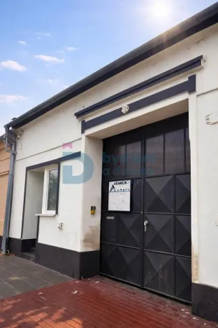 Prodej výrobních prostor, Prostějov, Husovo nám., 416 m2