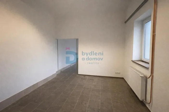 Prodej výrobních prostor, Prostějov, Husovo nám., 416 m2