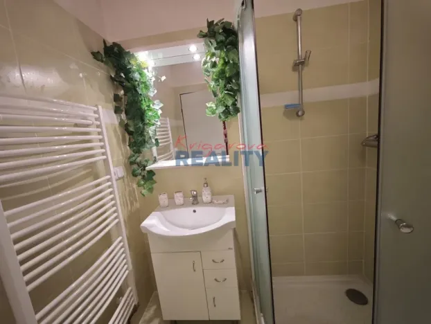 Prodej bytu 3+1, Chýnov, U Kuželníku, 76 m2
