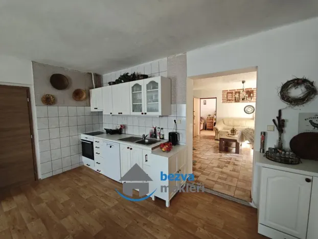 Prodej rodinného domu, Dolní Újezd - Jiříkov, 390 m2