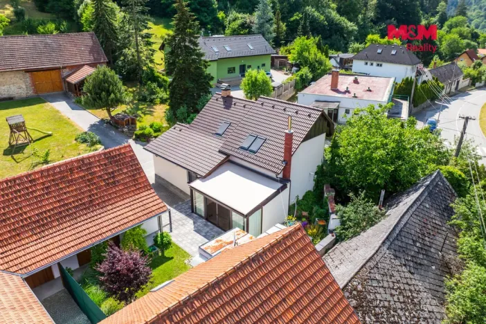 Prodej rodinného domu, Blansko - Lažánky, 275 m2