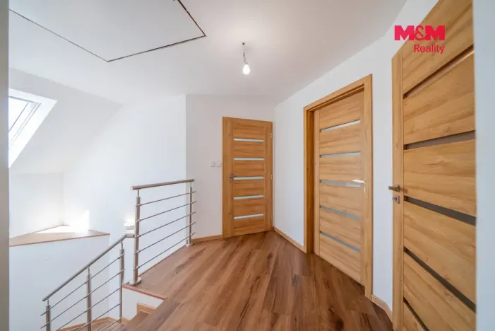 Prodej rodinného domu, Blansko - Lažánky, 275 m2