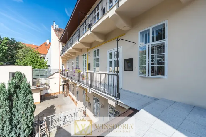 Pronájem bytu 2+1, Praha, V jirchářích, 70 m2