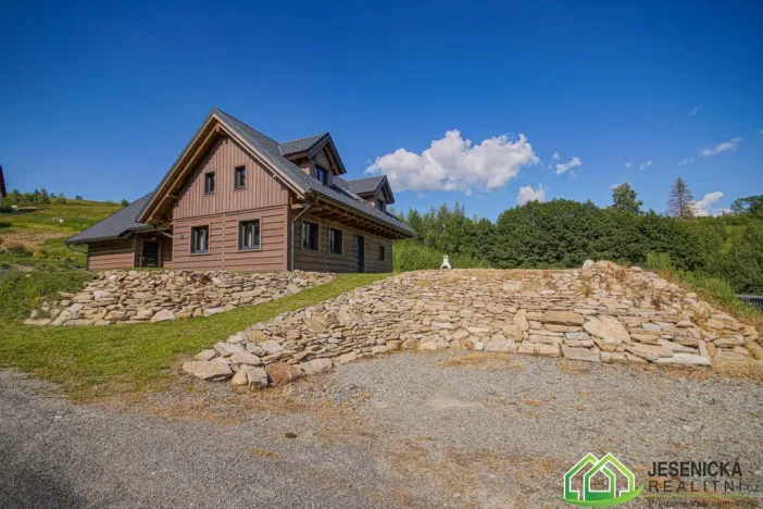 Prodej chalupy, Staré Město - Chrastice, Hynčice pod Sušinou, 288 m2