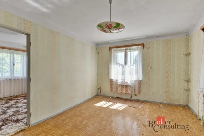 Prodej rodinného domu, Frýdštejn - Sestroňovice, 300 m2