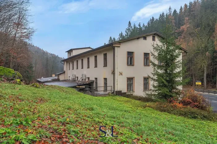 Prodej komerční nemovitosti, Železný Brod, 2098 m2