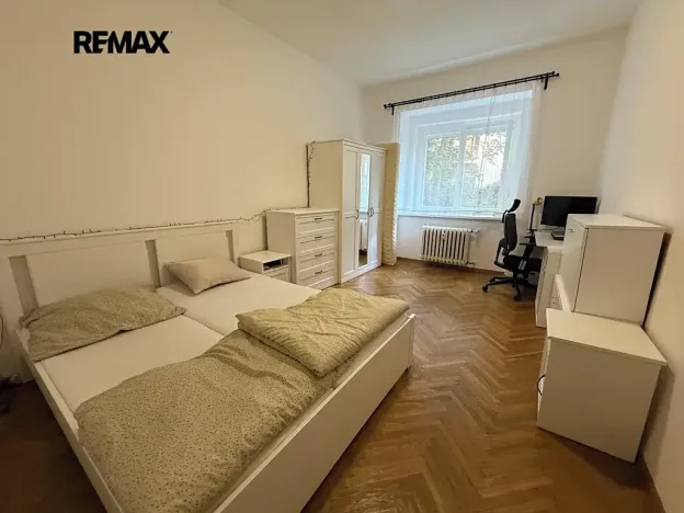 Pronájem bytu 2+kk, Praha - Smíchov, Na Skalce, 36 m2