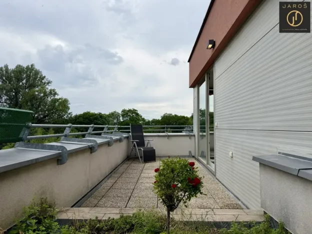 Pronájem bytu 2+kk, Praha - Záběhlice, Harlacherova, 40 m2