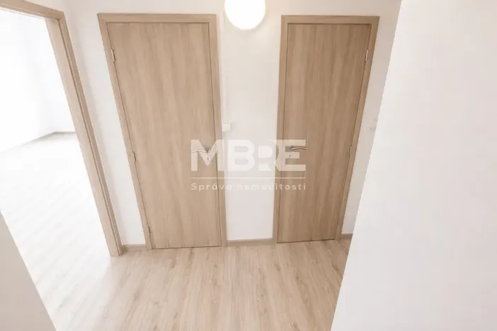 Pronájem bytu 2+1, Mezina, 70 m2