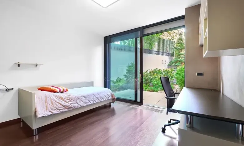 Pronájem bytu 3+kk, Praha - Podolí, Jeremenkova, 100 m2