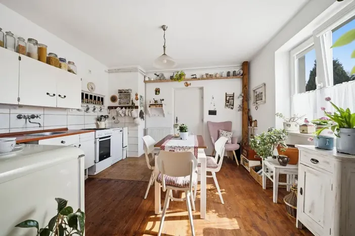 Prodej rodinného domu, Holice, Vrchlického, 228 m2