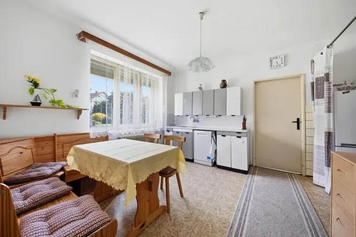 Prodej rodinného domu, Holice, Vrchlického, 228 m2