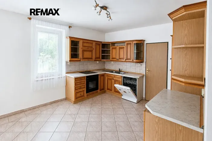 Pronájem bytu 2+1, Jesenice, K Belnici, 90 m2