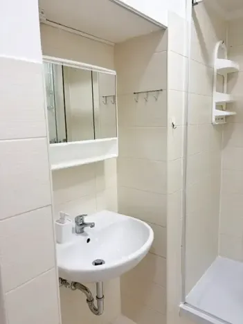 Pronájem bytu 2+kk, Praha, Zelená, 51 m2
