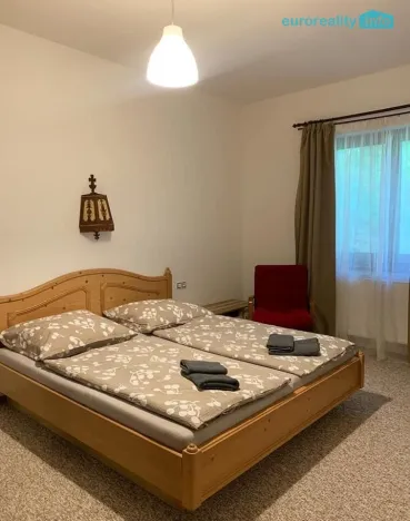 Pronájem rodinného domu, Velká Hleďsebe, 200 m2