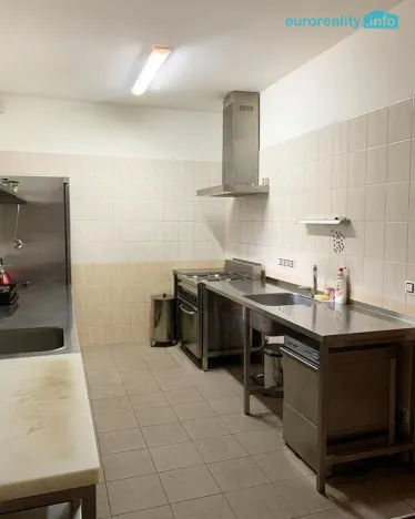 Pronájem rodinného domu, Velká Hleďsebe, 200 m2