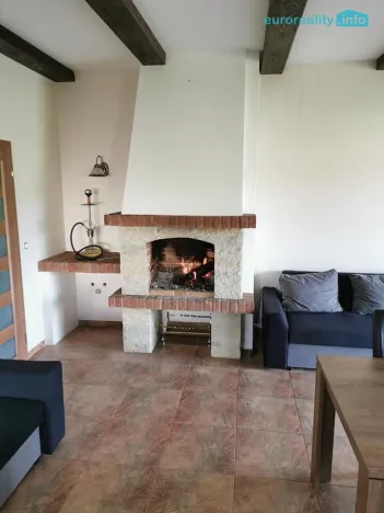 Pronájem rodinného domu, Velká Hleďsebe, 200 m2