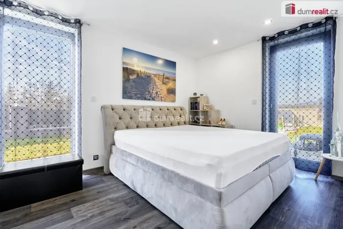 Prodej rodinného domu, Nová Role - Mezirolí, 136 m2