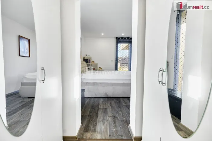 Prodej rodinného domu, Nová Role - Mezirolí, 136 m2