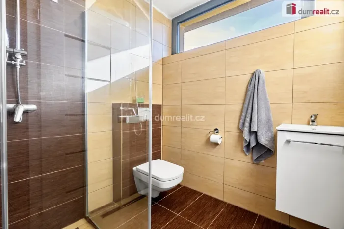 Prodej rodinného domu, Nová Role - Mezirolí, 136 m2