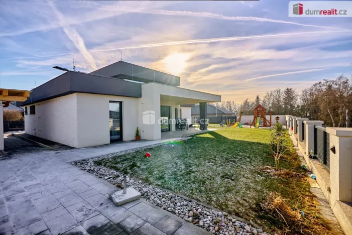 Prodej rodinného domu, Nová Role - Mezirolí, 136 m2