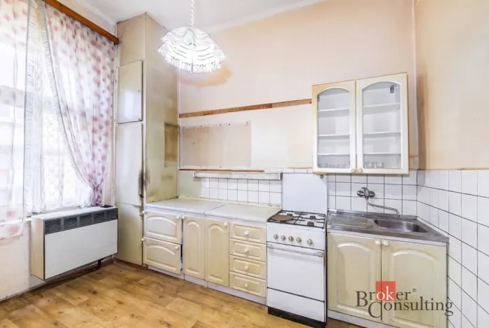 Prodej atypického bytu, Mariánské Lázně, Lidická, 102 m2