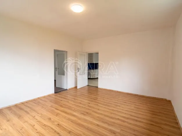 Pronájem bytu 2+1, Otročiněves, 73 m2