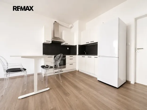 Pronájem bytu 1+kk, Plzeň, Goldscheiderova, 40 m2