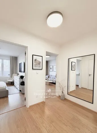 Pronájem bytu 2+kk, Pardubice, Smilova, 54 m2