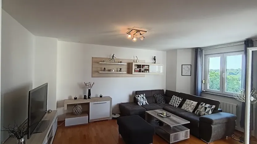 Prodej bytu 3+kk, Pula, Chorvatsko, Valsaline, 70 m2
