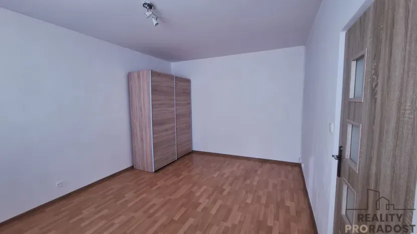 Pronájem bytu 1+1, Ústí nad Labem, Šípková, 32 m2