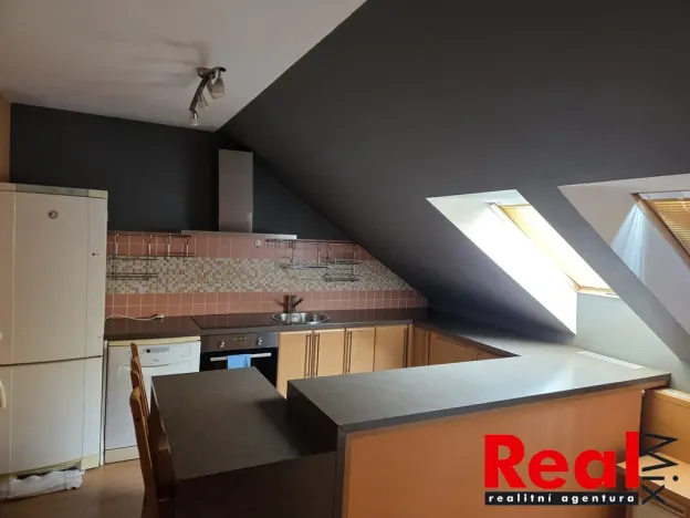 Pronájem bytu 2+kk, Hodonín, Brandlova, 48 m2