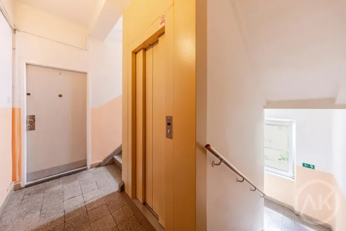 Prodej bytu 2+1, Ostrava - Poruba, Liptaňské náměstí, 54 m2