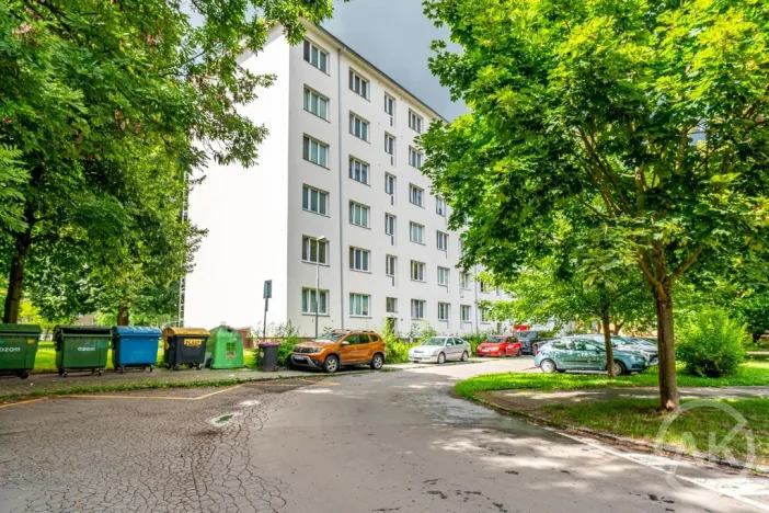 Prodej bytu 2+1, Ostrava - Poruba, Liptaňské náměstí, 54 m2