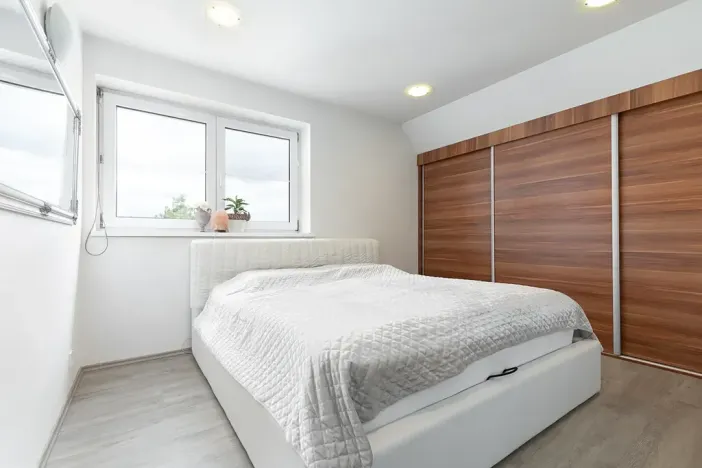 Prodej bytu 3+1, Opava, Krnovská, 95 m2