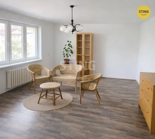 Prodej bytu 3+1, Komárov, 70 m2