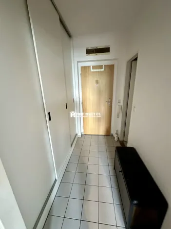 Pronájem bytu 2+kk, Beroun, Pod Homolkou, 46 m2