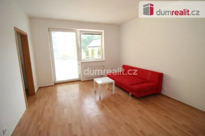 Pronájem bytu 1+1, Karlovy Vary - Doubí, Studentská, 50 m2