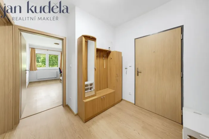Pronájem bytu 2+kk, Brno, Sochorova, 52 m2