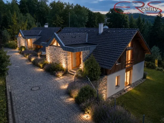 Prodej vily, Jablonec nad Nisou, Na Kopci, 900 m2