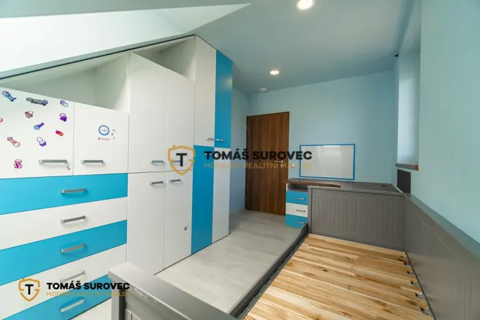 Pronájem pokoje, Hvozdná, Sokolská, 28 m2