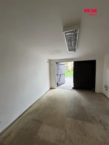 Pronájem garáže, Třinec - Staré Město, 30 m2