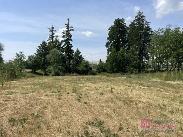 Prodej komerčního pozemku, Břeclav - Poštorná, 4463 m2
