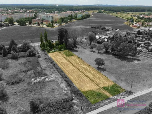 Prodej komerčního pozemku, Břeclav - Poštorná, 4463 m2