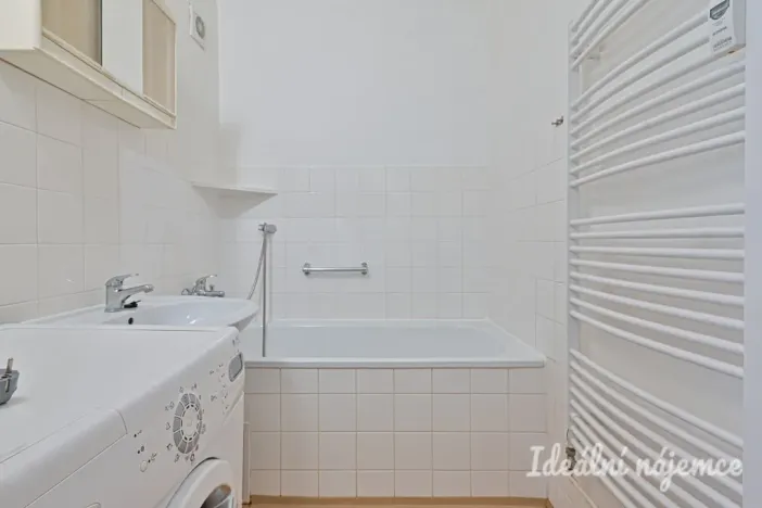 Pronájem bytu 1+kk, Brno, Spodní, 32 m2
