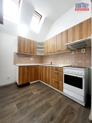 Pronájem bytu 3+1, České Budějovice, nám. Přemysla Otakara II., 70 m2