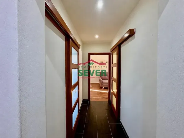 Prodej bytu 4+1, Osek, Hrdlovská, 82 m2
