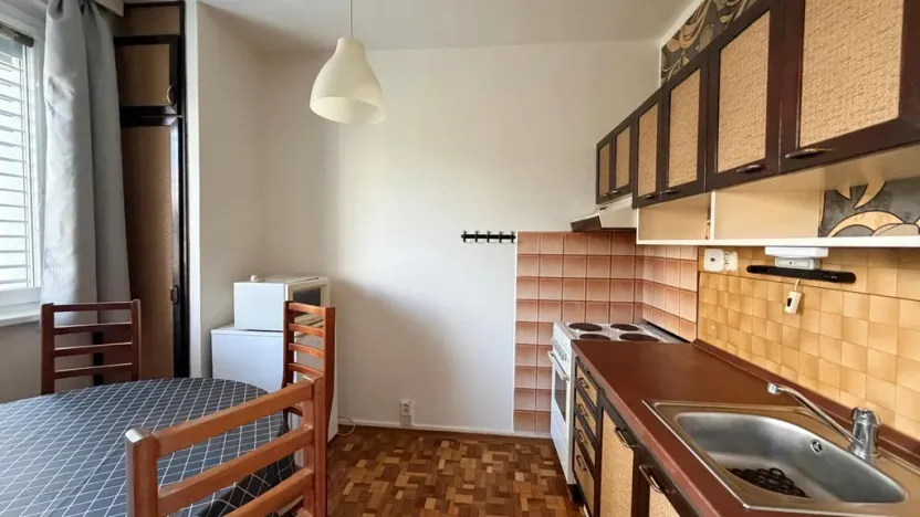Pronájem bytu 2+1, Praha - Hlubočepy, Lamačova, 46 m2
