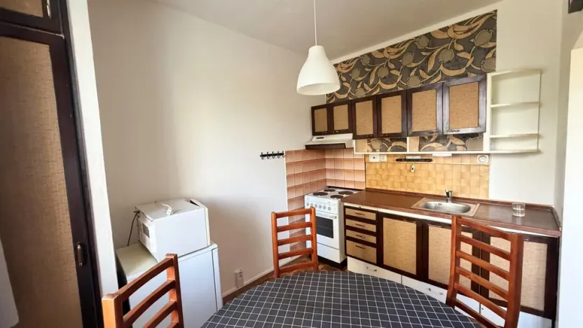 Pronájem bytu 2+1, Praha - Hlubočepy, Lamačova, 46 m2