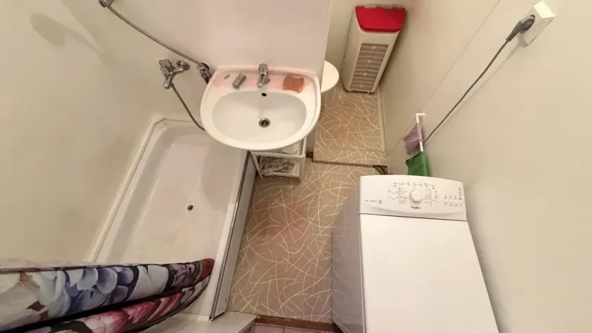 Pronájem bytu 2+1, Praha - Hlubočepy, Lamačova, 46 m2
